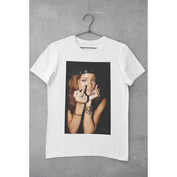 Rihanna Shirt Bootleg Meme Tee, Rihanna T-shirt - Picture 1 of 4